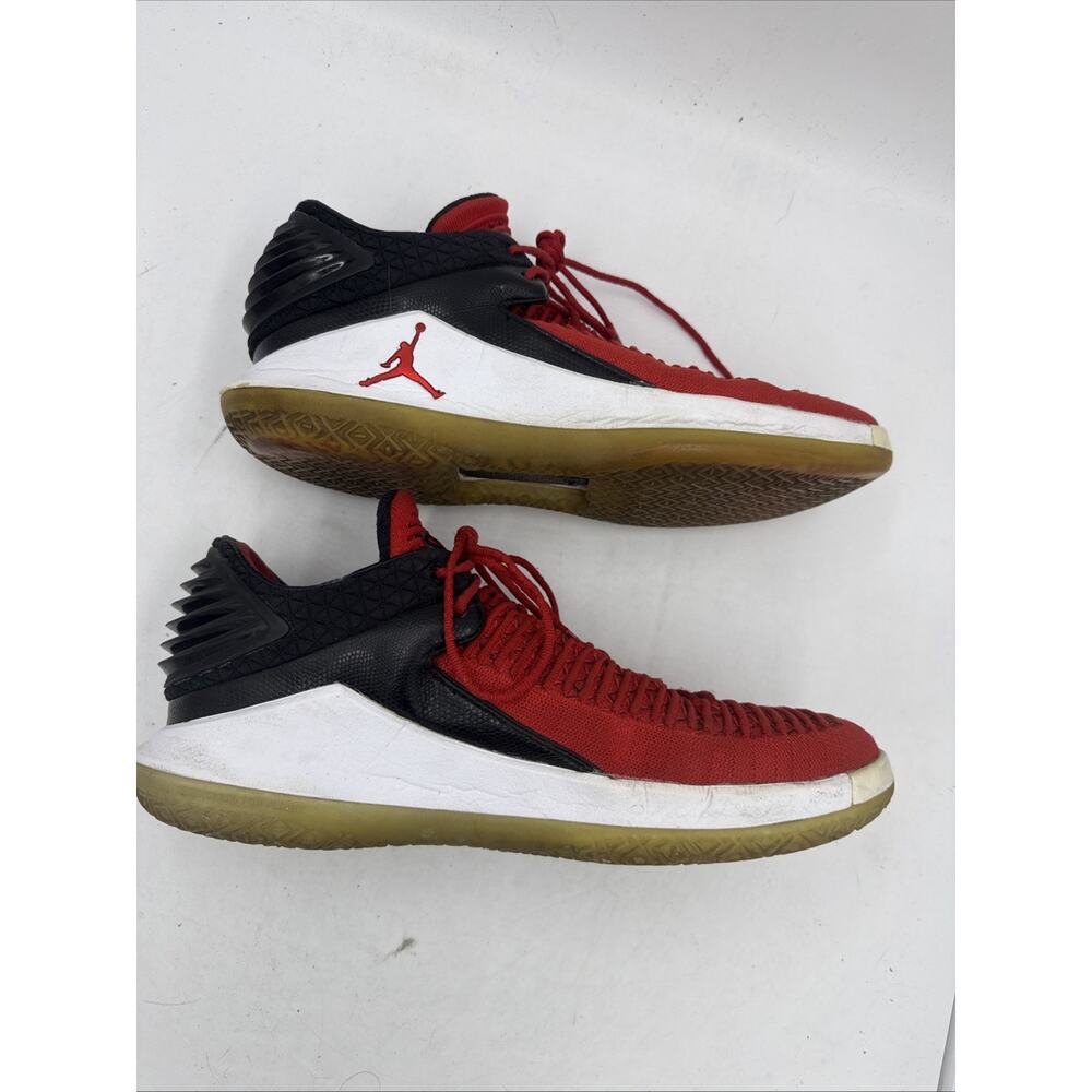 Size 11.5 - Air Jordan 32 'Win Like Low 96